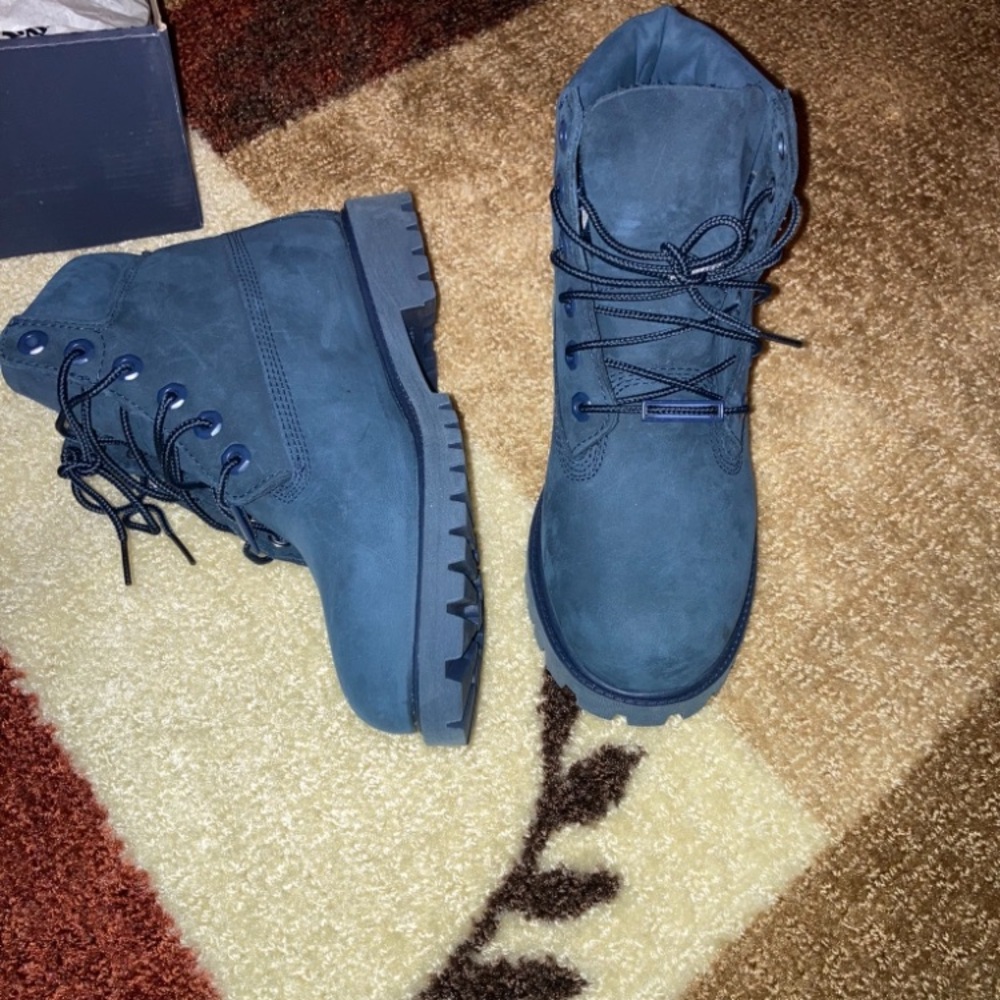 SOLD!💥
Timberland Boys Blue Lace-Up Boots FRESH OUT THE BOX